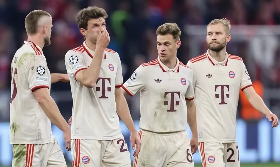 拜仁险胜多特蒙德，贝尔梅开二度世界杯的简单介绍